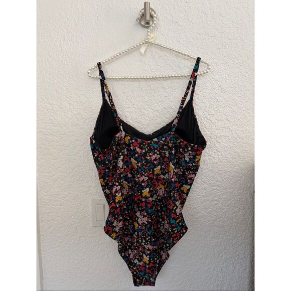 Summersalt Marina Ditsy Floral One Piece Swimsuit Black Multi Size 16 - Picture 2 of 12